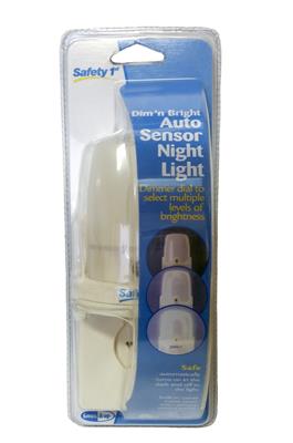Safety 1st Dim n Bright auto sensor night light